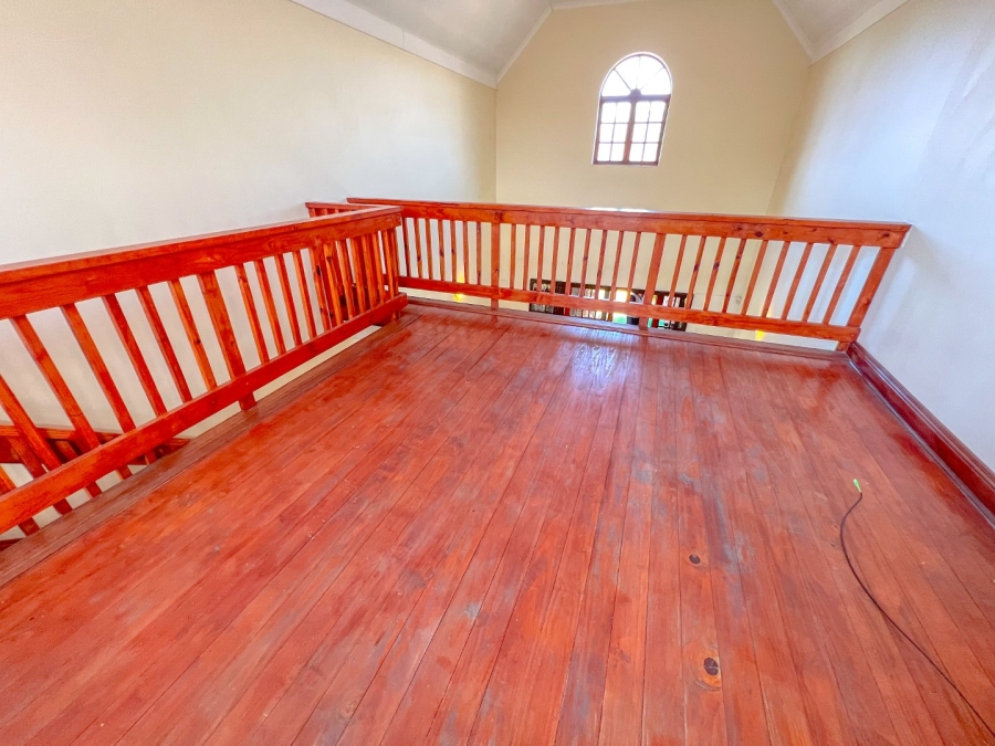 3 Bedroom Property for Sale in Vaalpark Free State